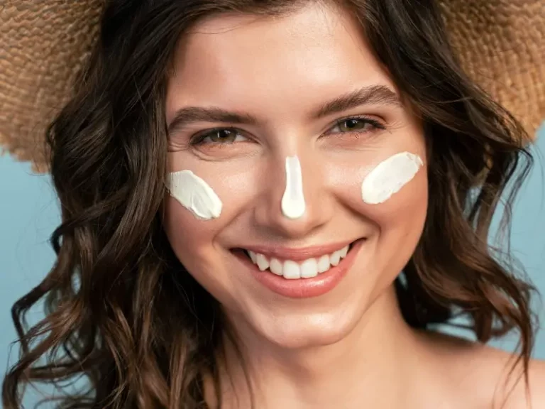 sunscreen-combination-skin a woman with combination skin and sunscreen applied